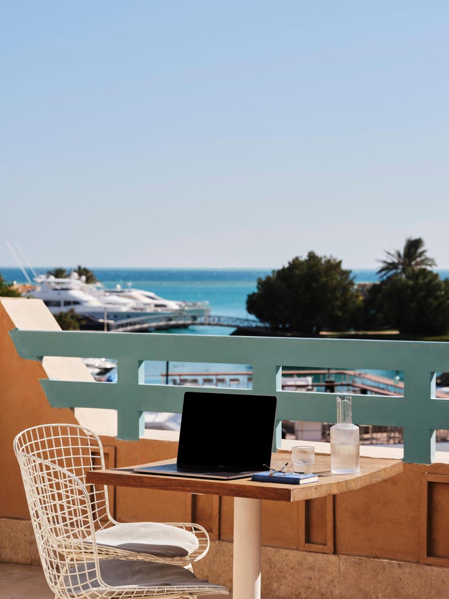 Captain'S Inn Hotel Hurghada Exterior photo